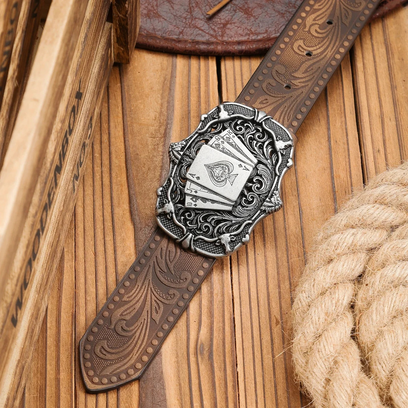 A Western-Buckle PU Belt Suitable for Both Men and Women, A Unique and Retro Brown Belt (With Perforated Nails Included)