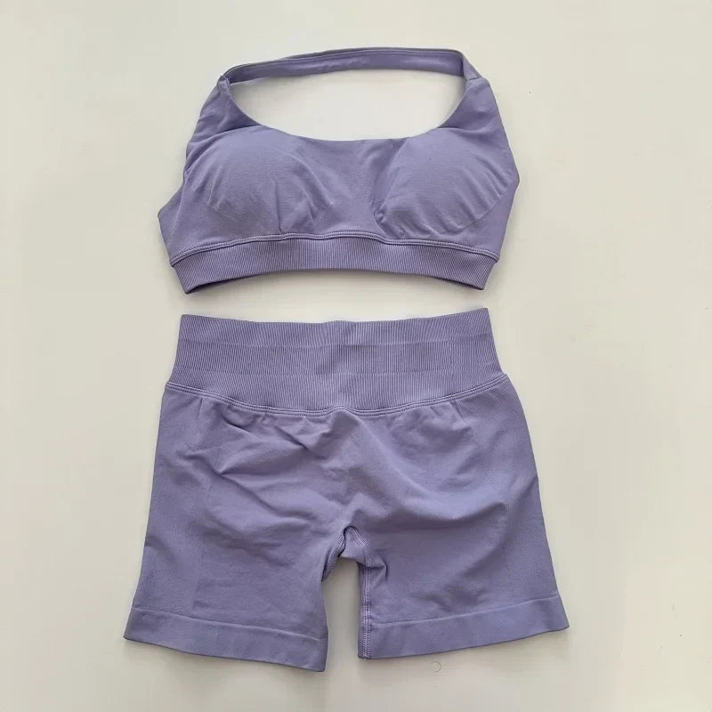 Yoga Shorts Set Seamless Yoga Set Workout Scrunch Shorts Sets Halter Sports Bra Scrunch Shorts Fitness Clothes Gym Suit