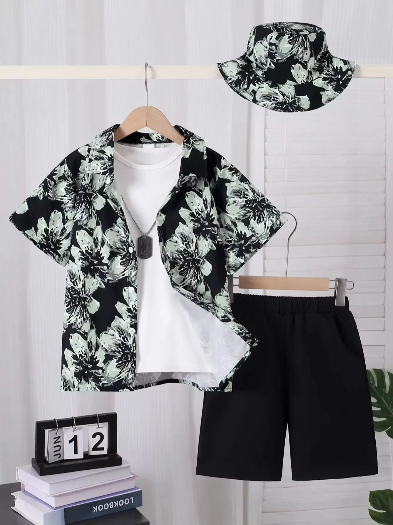 3-Piece Set Boys Summer Children's Fashion Holiday Shirt And Shorts Ensemble with Hat for Outdoor Vacation Wear Casual Daily