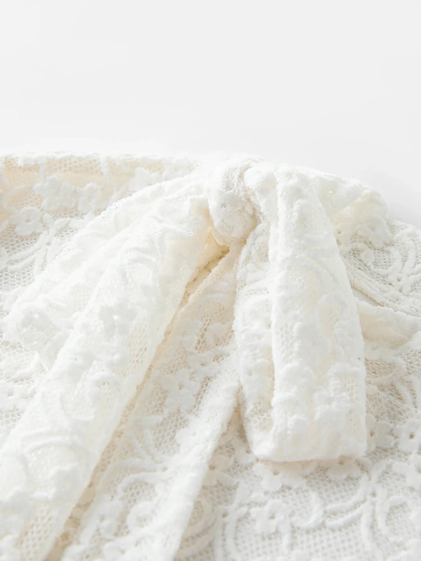 2025 Autumn Women's White Lace Crochet Knit Top Blouse Elegant Tied Front Y2K Retro Soft Pullover Sweet Off-Shoulder Shirt