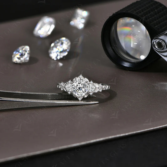 ATTAGEMS 2025 Bague de luxe en moissanite 1 carat D VVS1 diamant taille ronde en argent sterling 925 Bijoux de mariage de fiançailles pour femme Cadeau