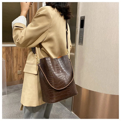 Women Bag Vintage Crocodile Pattern Crossbody Bags for Women PU Leather Trend Designer Shoulder Handbags Large Capacity Bucket