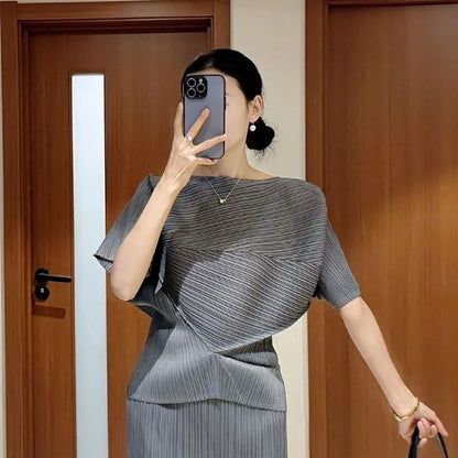 Miyake Pleated Top 2026 New Round Neck Short Sleeve Batwing T-Shirt Women Summer Lightweight Vacation Travel Women's Clothing