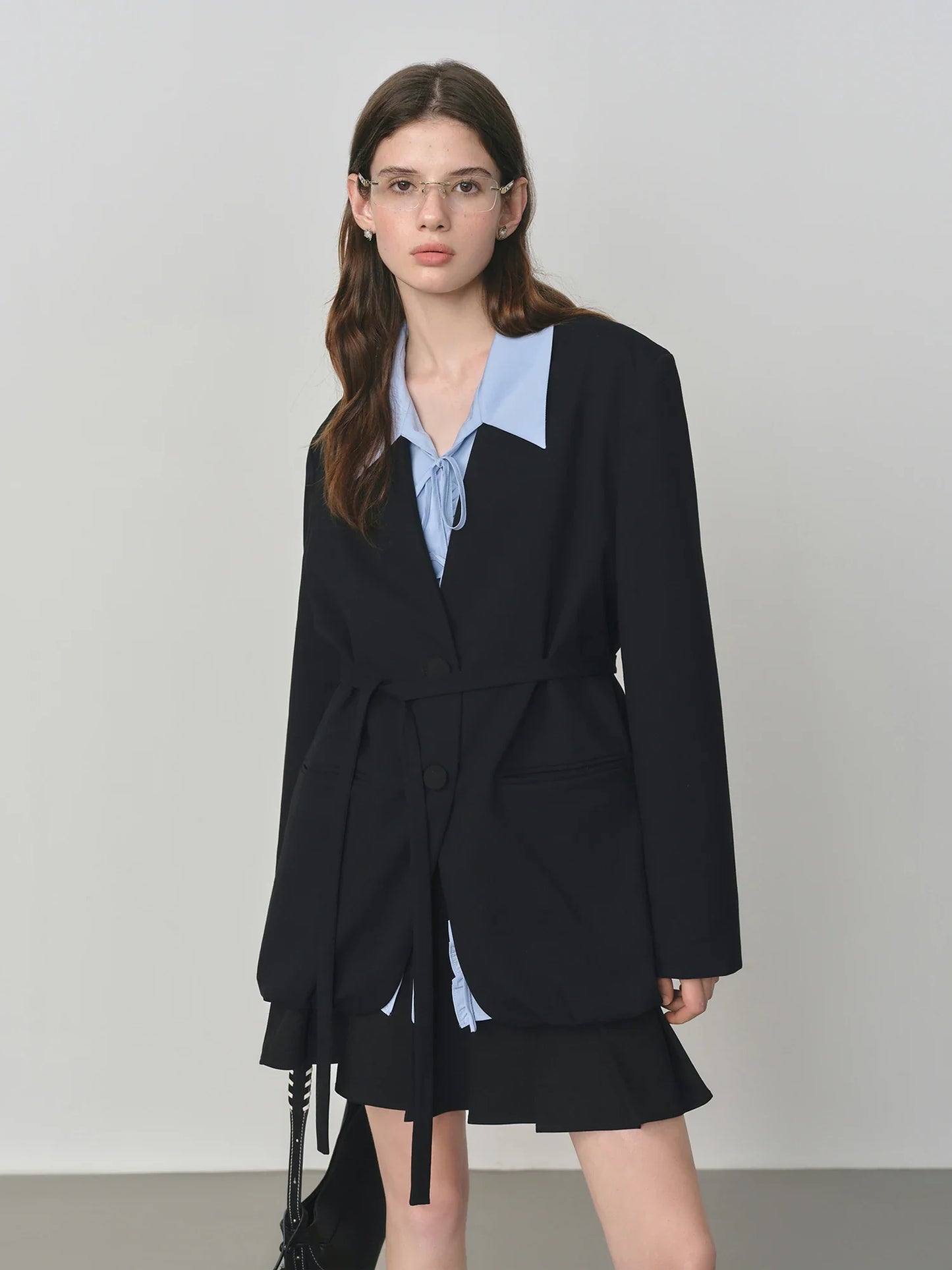 Elegant Collarless V-Neck Oversized Blazer with Sash for 2025 Autumn New Arrival Blazer Suits Coat 25FS13214