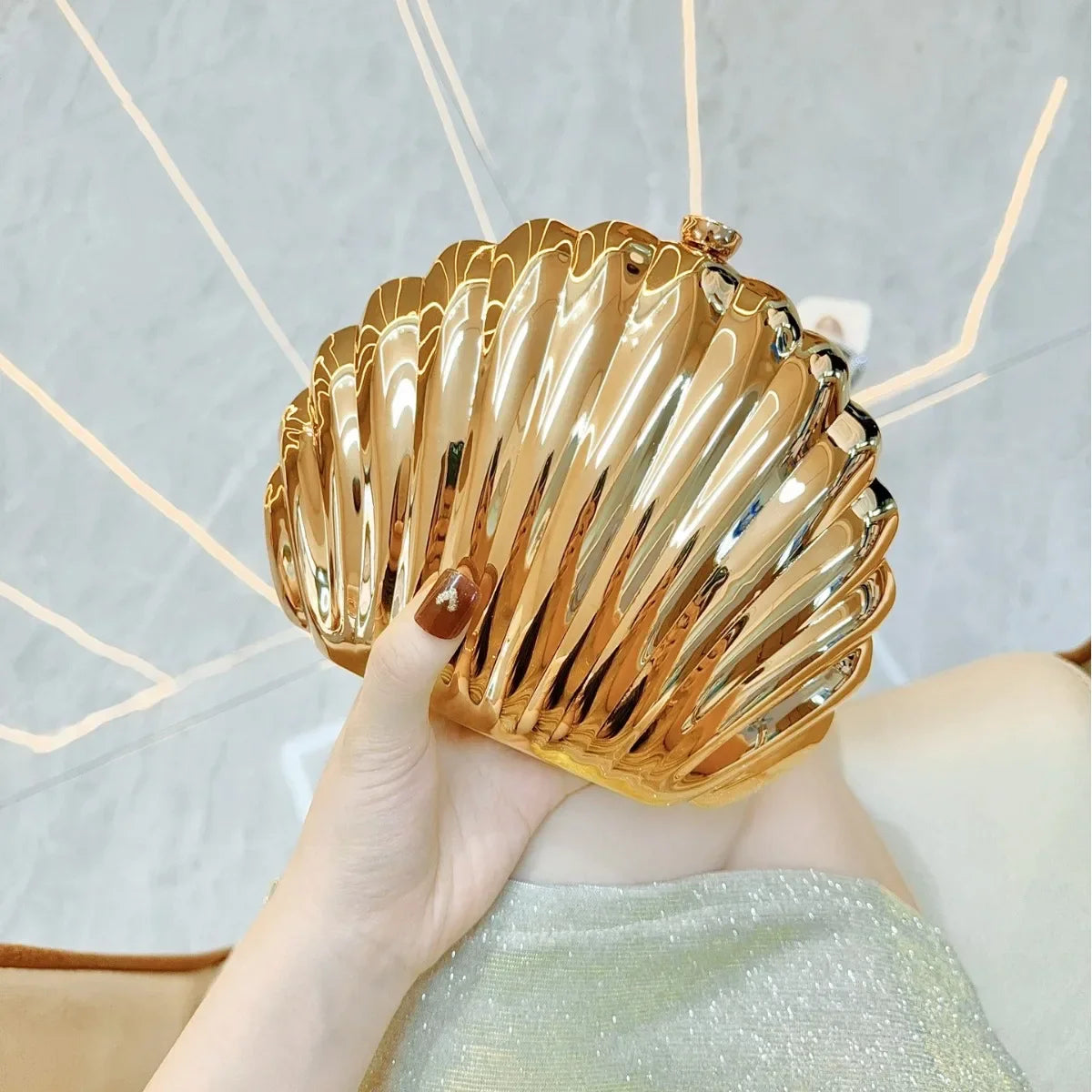 2025 Women Silver Gold Shell Bag Cute Acrylic Evening Clutch Bag With Strap For Wedding Party Small Purses Designer Handbags Ins