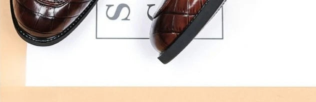 Dark Brown Pointed Toe Social Shoe for Men New Low Price Leather Casual Gentleman Luxury Designer Elegant Office Dress Shoes Man