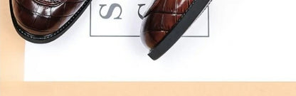 Dark Brown Pointed Toe Social Shoe for Men New Low Price Leather Casual Gentleman Luxury Designer Elegant Office Dress Shoes Man