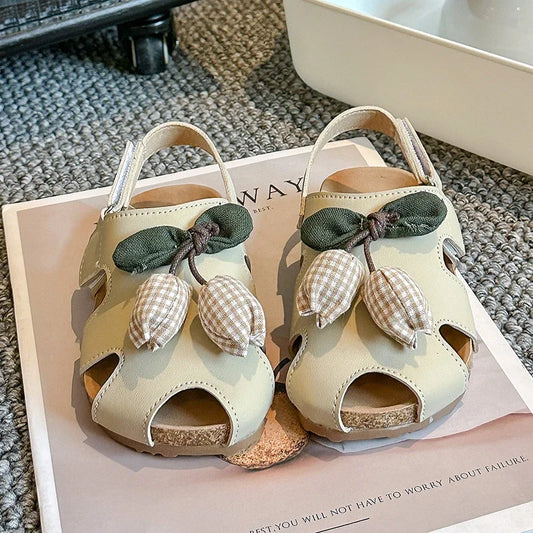 2025 Children Sandals for Girls Summer New Fashion Korean Style Soft Bottom Anti-slippery Versatile Cut-outs Princess Beach Shoe