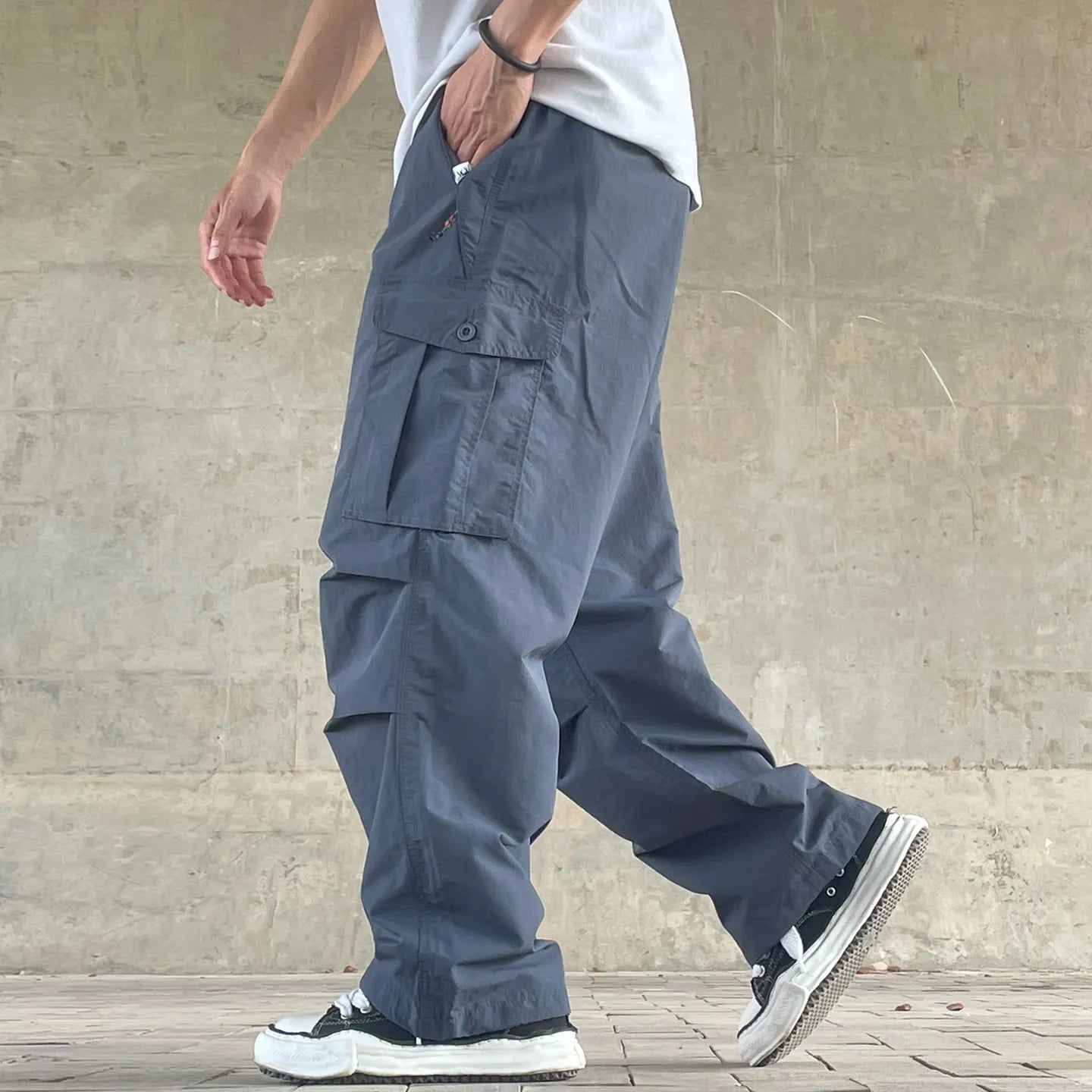 Mens Womens Spring Summer Lightweight Quick Dry Baggy Loose Paratrooper Cargo Pants Outdoor Techwear Multi Pocket Streetwear