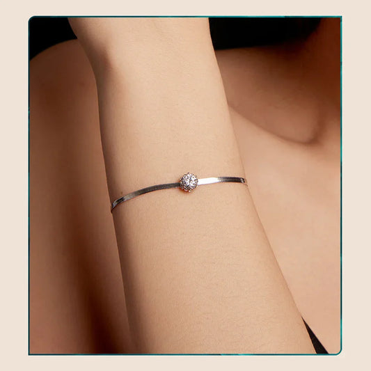 Bracelet femme en argent sterling 925 avec moissanite 0,5 carat en forme de bourgeons, serti de griffes, chaîne serpent réglable, cadeau d'anniversaire