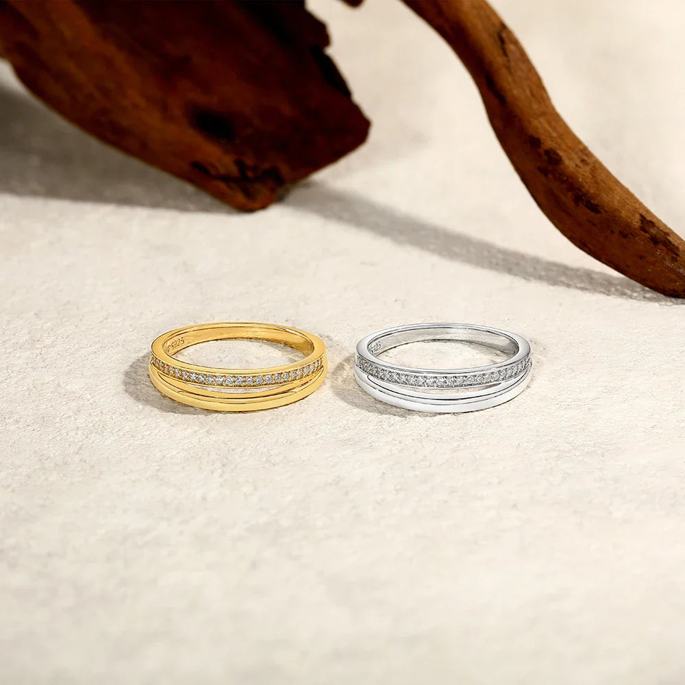 ATTAGEMS Bague deux cercles moissanite en argent 925, plaquée or 18 carats, bague empilable simple pour femme, bijoux fins de fiançailles