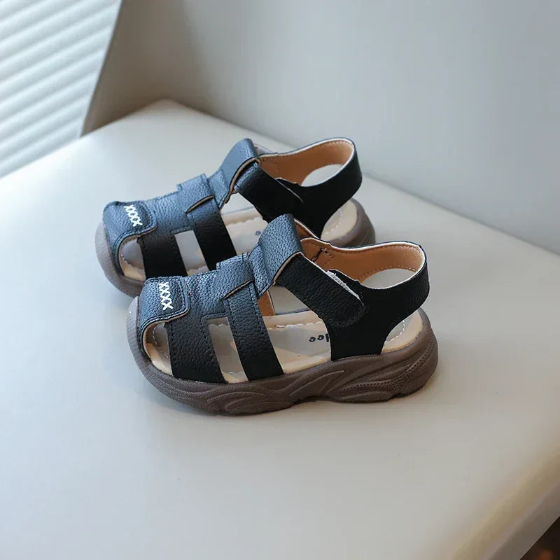 Baby Boys Summer Sandals Kids Beach Shoes Classic Fashion Hollow Toe-capped Anti-kick Toddlers Kindergarten Sandals Breathable