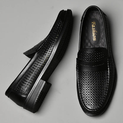 New Luxury Slip on Dress Shoes Men Italian Comfortable Loafer for Men Outdoor Mens Slip on Flats Classic Men Shoes for Wedding