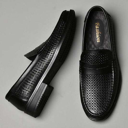New Luxury Slip on Dress Shoes Men Italian Comfortable Loafer for Men Outdoor Mens Slip on Flats Classic Men Shoes for Wedding