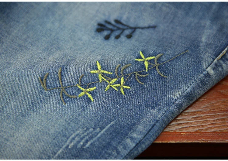 2025 Fashion Summer Streetwear Denim Trousers Ladies Vintage Elastic Jeans Womens Casual Loose Embroidery Harem Pants