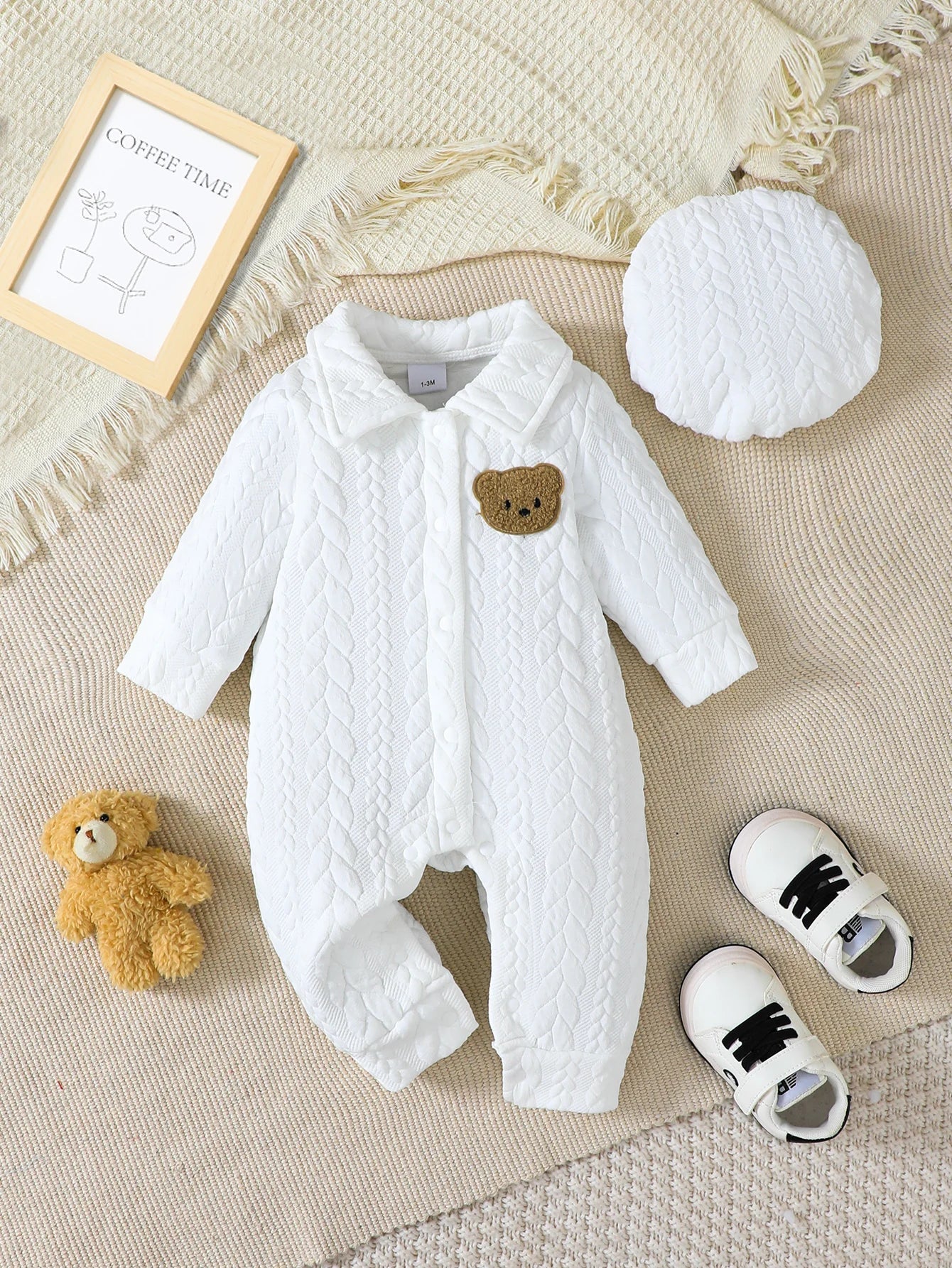 2pcs Baby Boy Long Sleeve Romper Suit with Cute Bear Pattern Includes Hat Casual Outfit for Autumn And Winter Wear