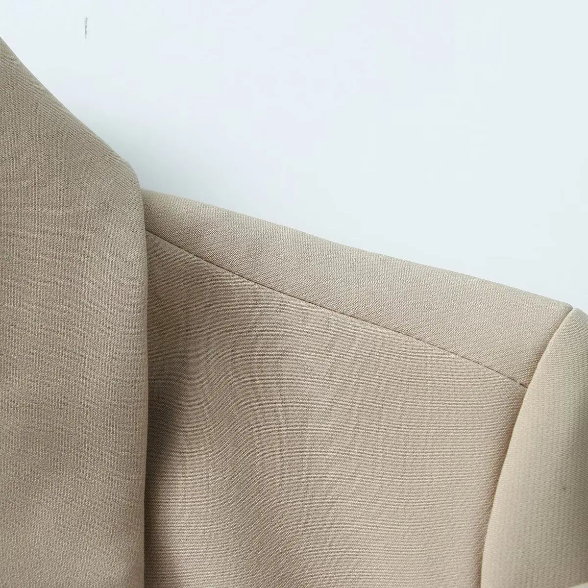 2026 New Office Women's Blazers & Jackets Fashion Slim Elegant Spring Women's Jacket Chic Young Commuter Warm Long Sleeve Blazer