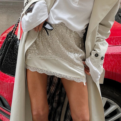 تنورة Linad Street Chic فضية دانتيل مطرزة بالترتر نسائية صيفية مثيرة بخصر عالٍ تنانير صغيرة غير منتظمة تنورة مرقعة كاجوال 2026