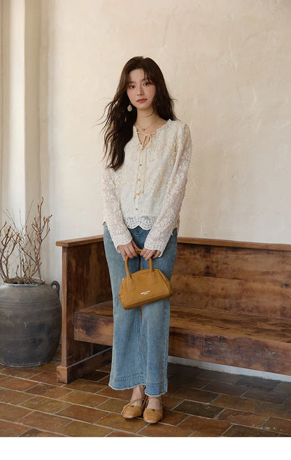 Apricot Lace Jacquard Embroidered Shirt 2025 Autumn Black Fungus Edge Lace-up Vintage Commuter Top Office Lady MXE41X1927