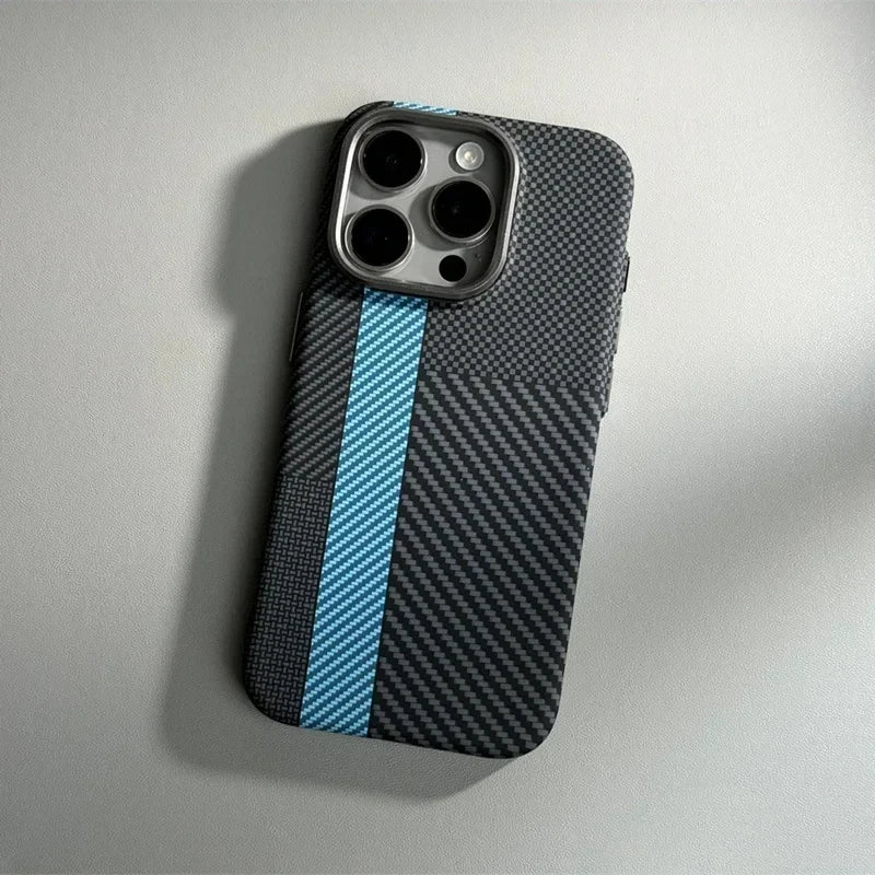 حافظة لهاتف آيفون 17 16 15 14 برو ماكس من ألياف الكربون بتصميم هندسي تجريدي، غطاء MagSafe، شحن مغناطيسي، واقي كاميرا Funda