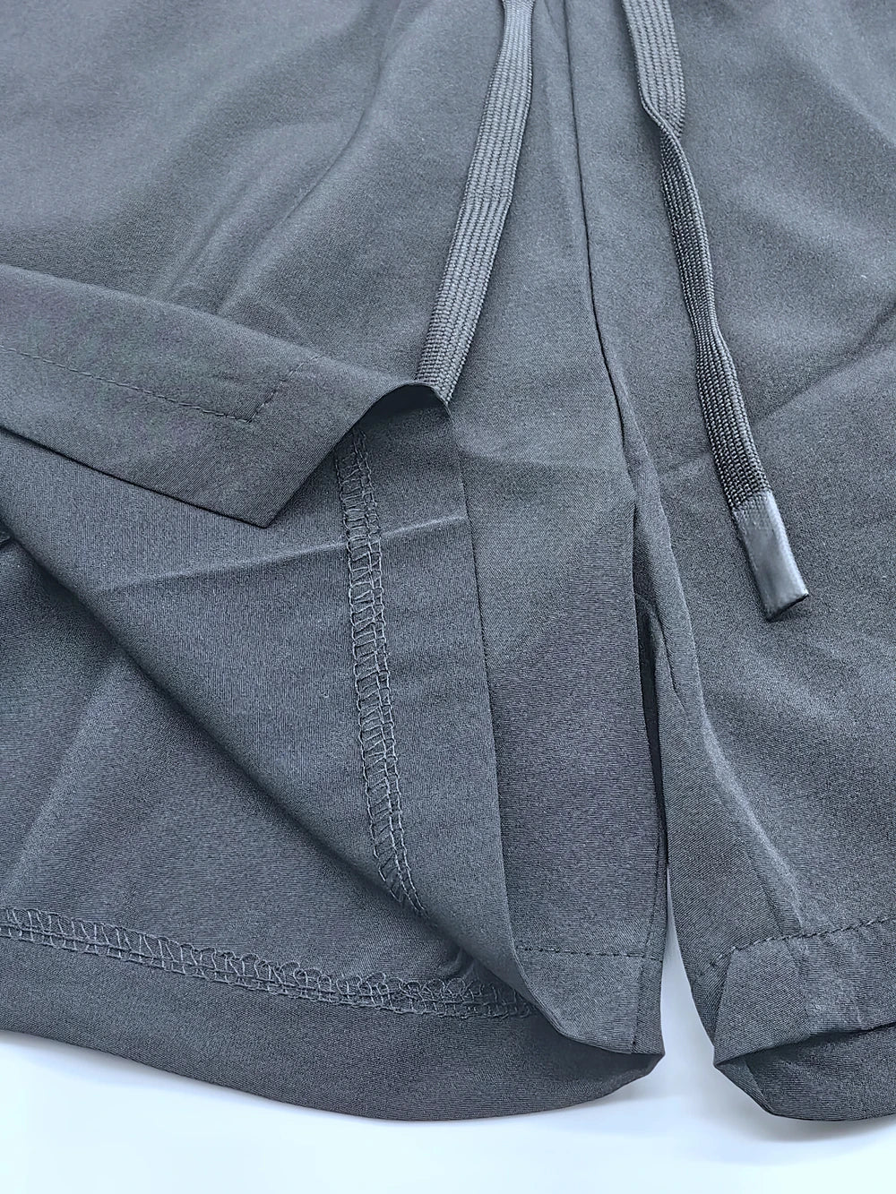 Mens Workout Fitness Shorts Summer Thin Breathable Jogger Shorts Gym Bodybuilding Quick Dry Leisure Running Shorts Soft Touch