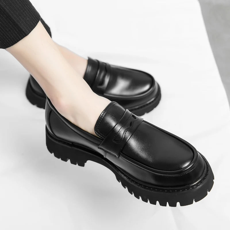 New Men's Luxury Leather Shoes Genuine Leather Dress Shoes Fashion Loafers Slip-on Comfy Casual Business Shoes Fomal Mocassins