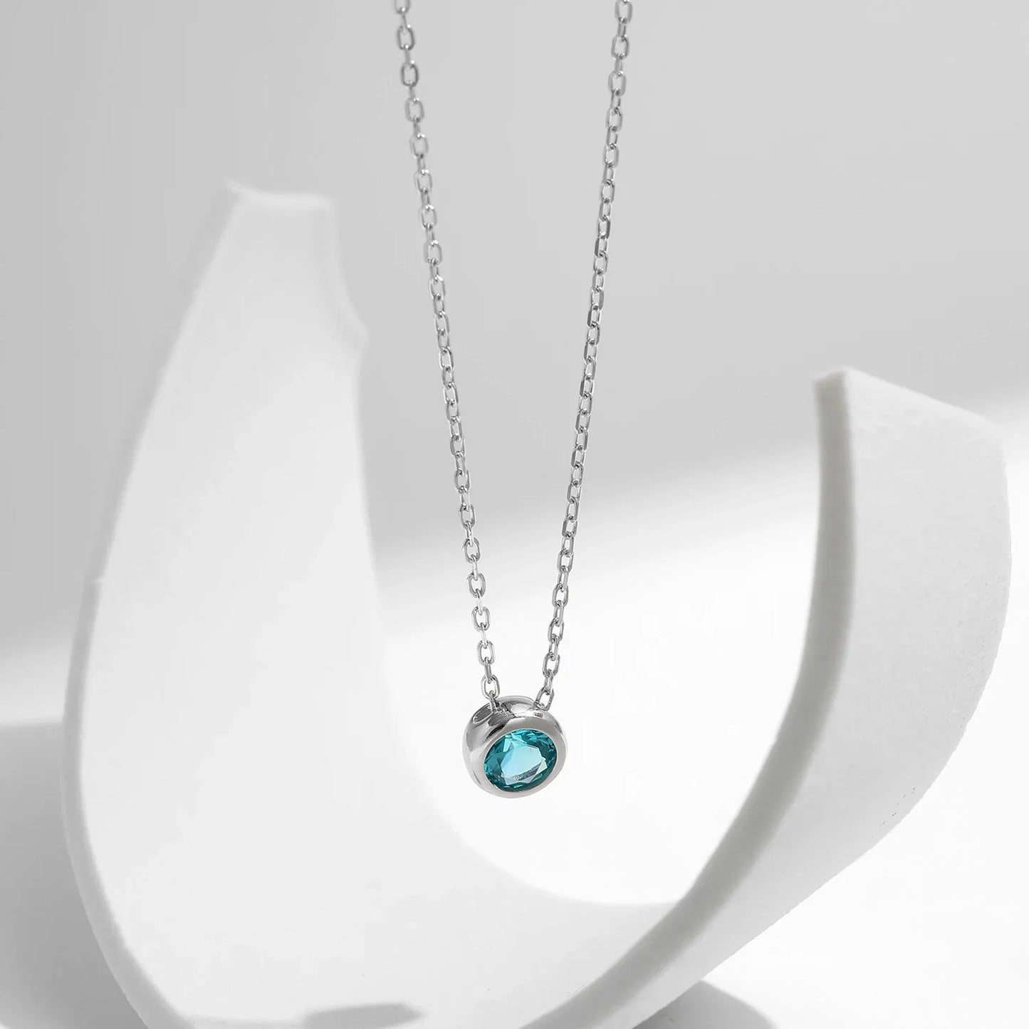 925 Sterling Silver Teal Round Zirconia Pendant Necklace White Gold Plated Neck Link Chain For Women Party Jewelry Gift