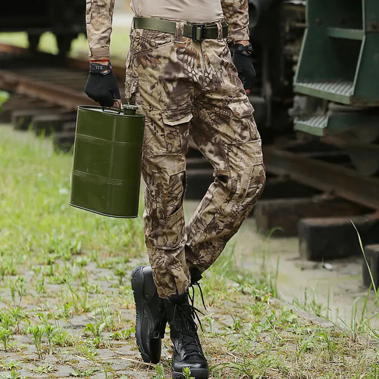 Men's Fashion Outdoor Hiking Overalls Pants Camouflage Tactical Pants Hunting Uniform Fighting Multi-Pocket Trousers