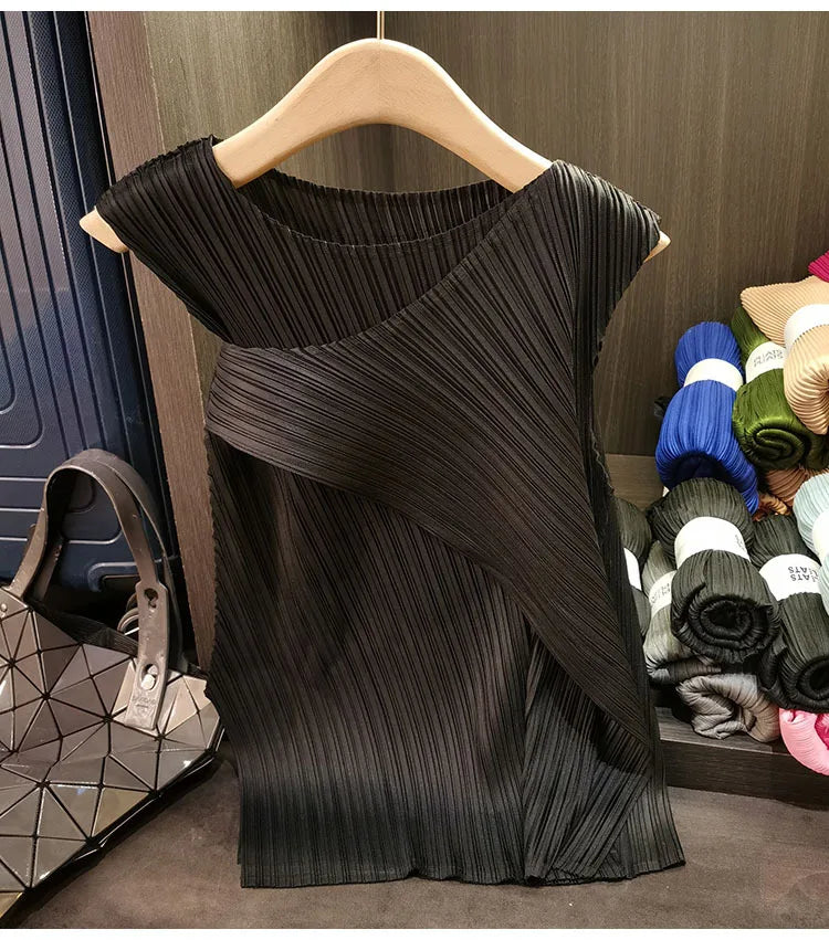 Sleeveless T-shirt Miyake Pleated Summer New Round Neck Slim Thin Versatile Irregular Women's Undershirt Tops Multiple Ways Wear