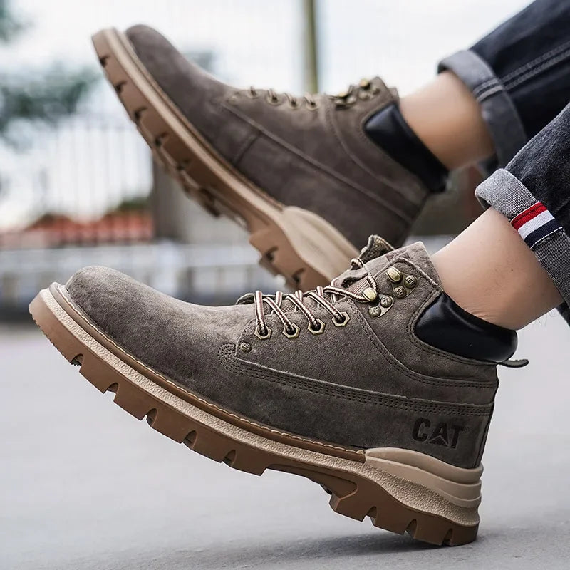 Hot Selling Winter Men Snow Boots High-quality Classic High Top Outdoor Hiking Shoes Anti Slip Thick Soled Practical Work Shoes