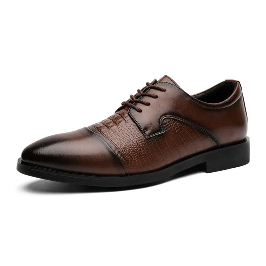 New Lace Designer Elegant Shoes Man Spring Autumn Business Casual Leather Shoe Male Fashion Solid Color Wedding Dress Shoes Man