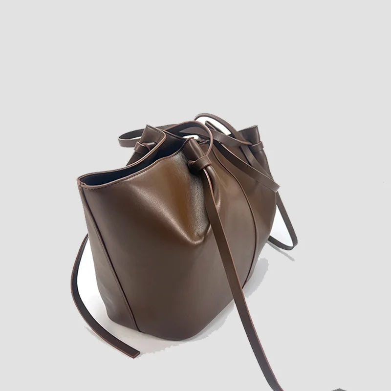 Fashion Large Capacity Trapeze Bag Designer Chic Lock Women Shoulder Bags Luxury Pu Leather Handbags Trend Underarm Bag 2025