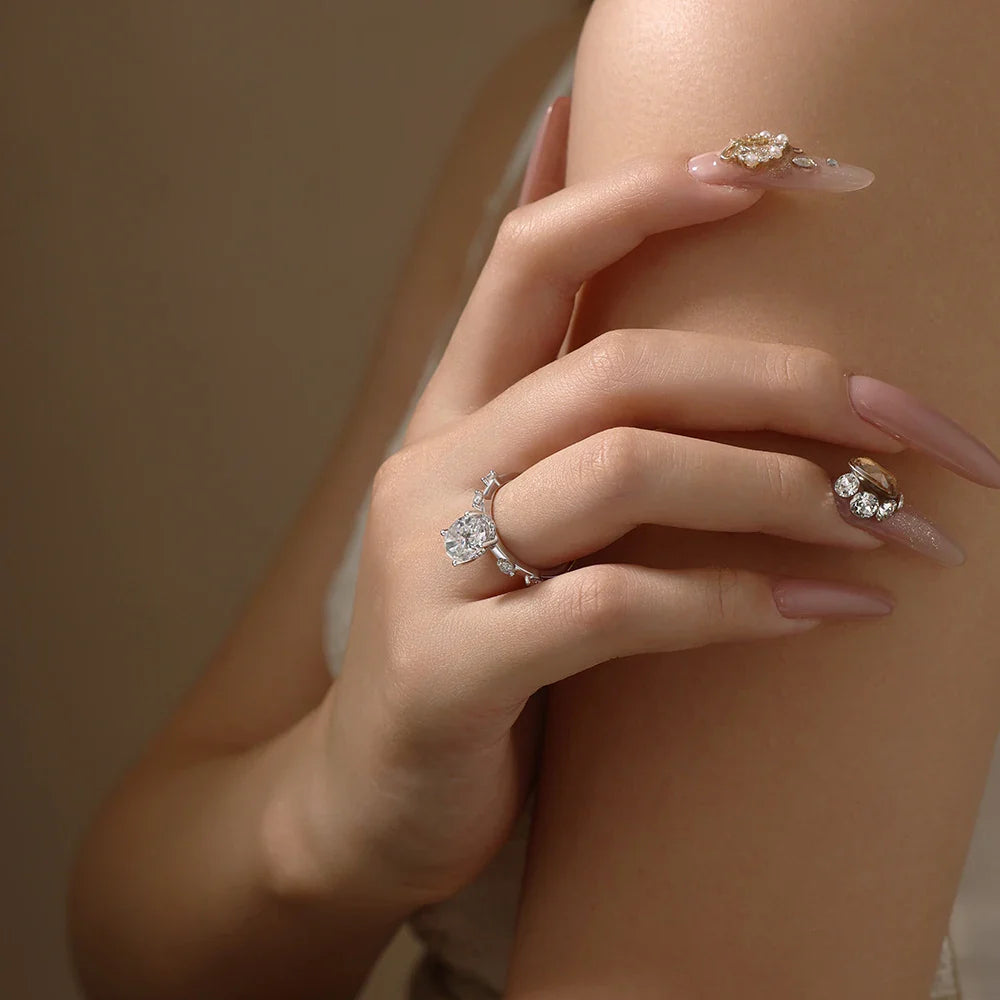 ATTAGEMS Nouvelle bague ovale en moissanite synthétique 3 carats D VVS1 en argent 925 pour femme, usage quotidien, décontracté, cadeaux d'anniversaire, bijoux de fête