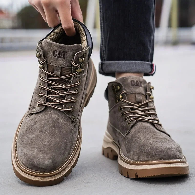 Hot Selling Winter Men Snow Boots High-quality Classic High Top Outdoor Hiking Shoes Anti Slip Thick Soled Practical Work Shoes