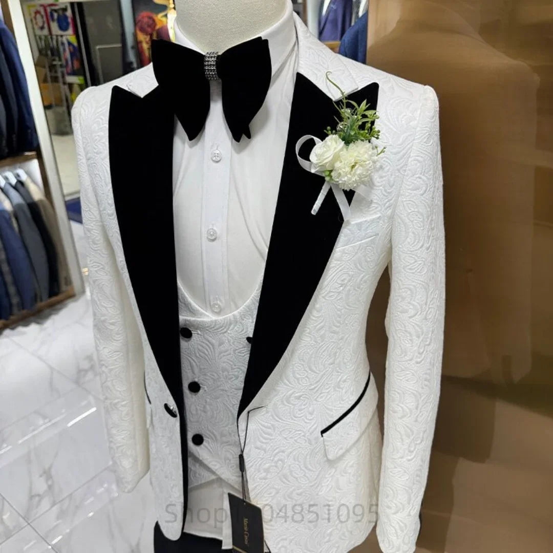 Ivory Jacquard Men Suits Peak Lapel Business Wedding Groom Tuxedos Slim Fit Blazer Vest Pants for Prom 3 Pieces Costume Homme
