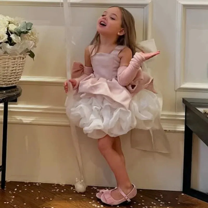 Customized Lovely Pink Flower Girl Dress for Wedding with Bows Ruffles Knee Length Kids Birthday Party First Communion Ball Gown