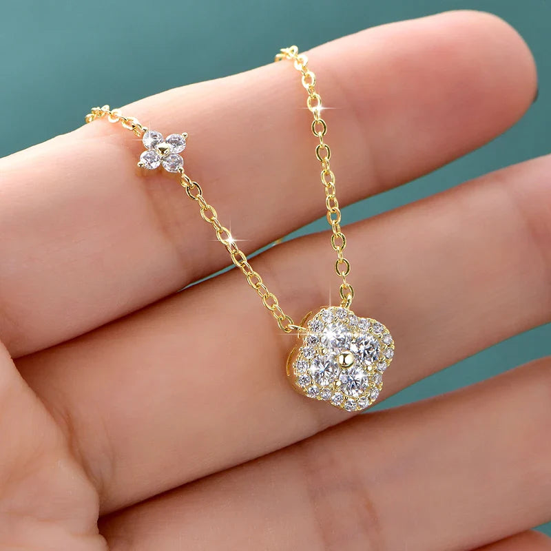 Delicate Lucky Four-leaf Clover Pendant Necklace For Women Certified 3mm Moissanite Necklace Wedding Party Jewelry Gift