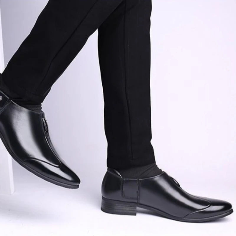 New Arrival Summer Business Casual Mens Shoes Breathable Soft Sole Slip on Loafers Premium Work Office Footwear