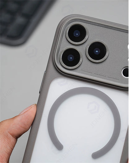 جراب خلفي برتقالي غير لامع ومقاوم للصدمات مع إطار عدسة كاميرا Magsafe قابل للفصل لهاتف iPhone 17Pro 17 Pro Max وزر الكاميرا