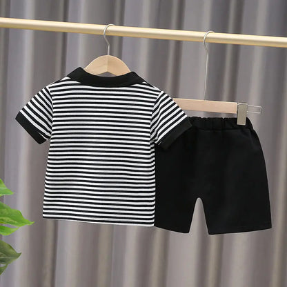 New Baby Boys Girls Summer Outwear Cotton Strips Sports Suit Infant T Shirt Shorts Children Clothing Tracksuits Sets Outwear