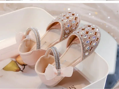 Girls Sandals Shiny Crystal Ins Trendy 2025 Summer New Kids Princess Shoes Mesh Lace Bows Girls Dance Shoes Elegant Hollowed-out