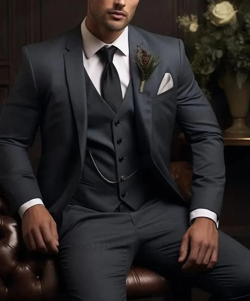 Green Mens Suits Casual 3 Pieces Slim Fit Notch/Peak Lapel Formal Wedding Groom Wear Blazer Tuxedos for Party(Blazer+Pants+Vest)