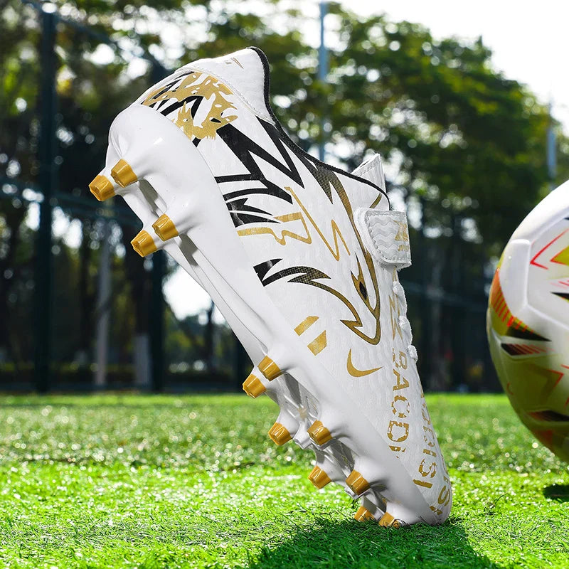 New Men Kids Football Boots Ultralight Professional Boys Match Grass Soccer Shoes Cleats Non-Slip Training Shoes Drop Shipping
