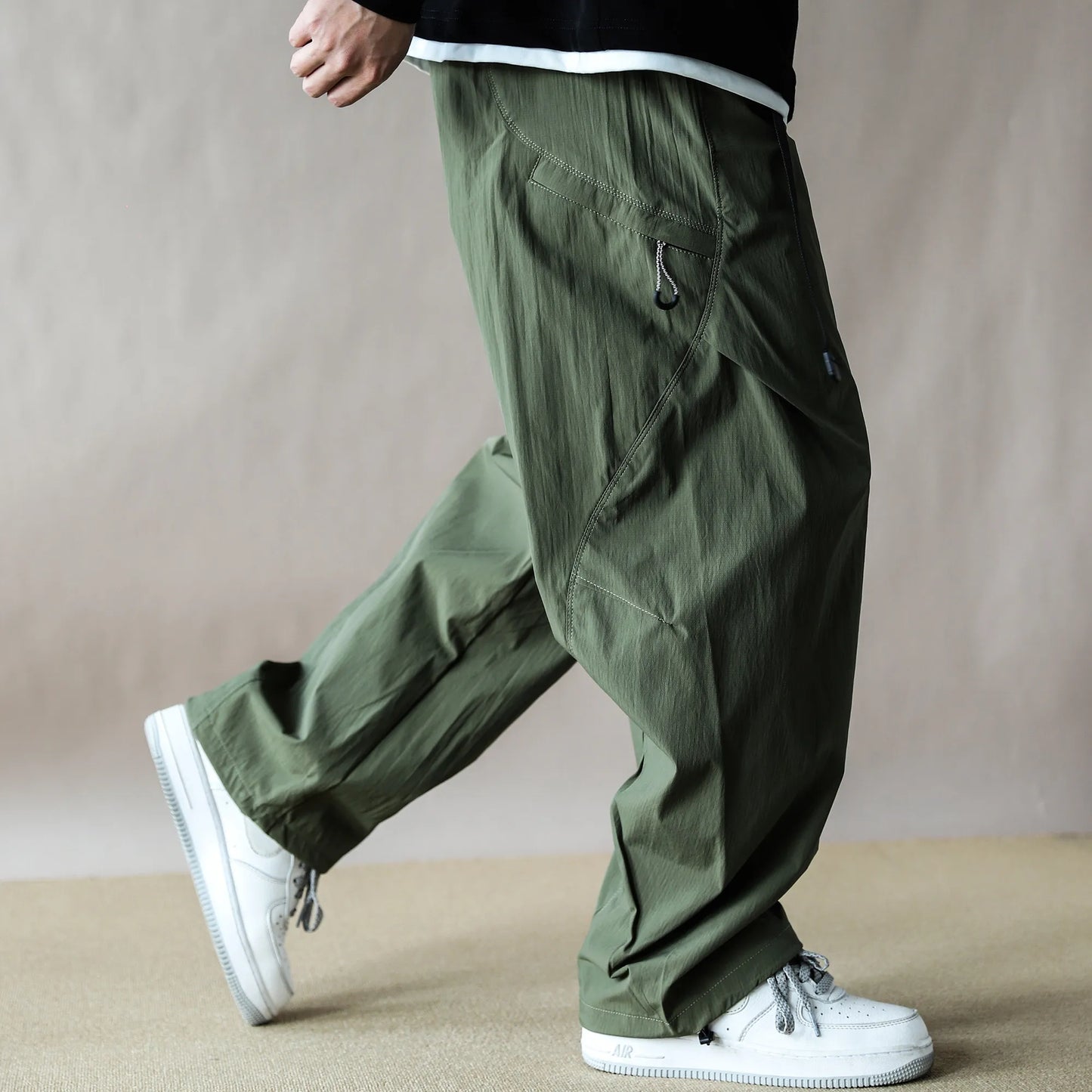 Mens Outdoor Water Resistant Quick Dry Cargo Jogger Pants Loose Fit Lightweight Breathable Streetwear Trendy Summer Casual Baggy