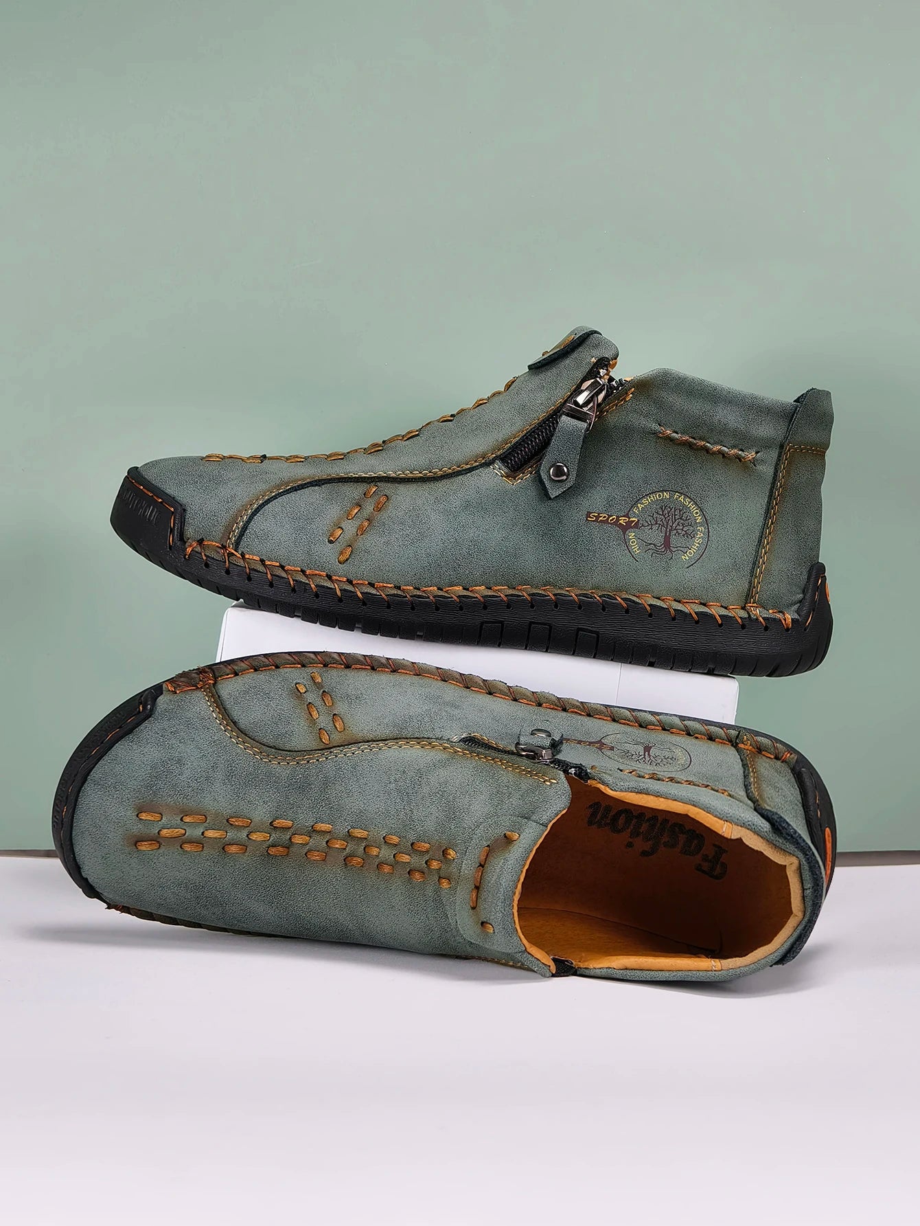 New Classic Handmade Leather Men Shoes Zipper Design Outdoor Sneakers Slip On Breathable Casual Shoes Leather Men Ankle Boots