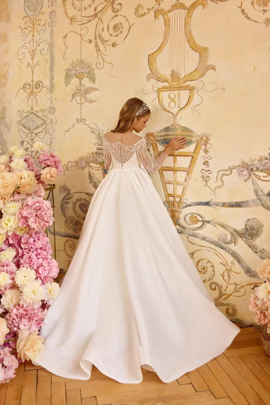 Luxury Pearls Beading Flower Girl's Dresses for Wedding White Ball Gown First Communion Dress Baby Girl Birthday Party Gowns