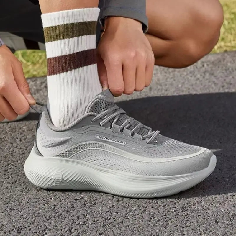 N40 Men Running Shoes Trendy Rebound Cushioning Soft Durable Airy Mesh Stable Lightweight Male Sneakers 672532207