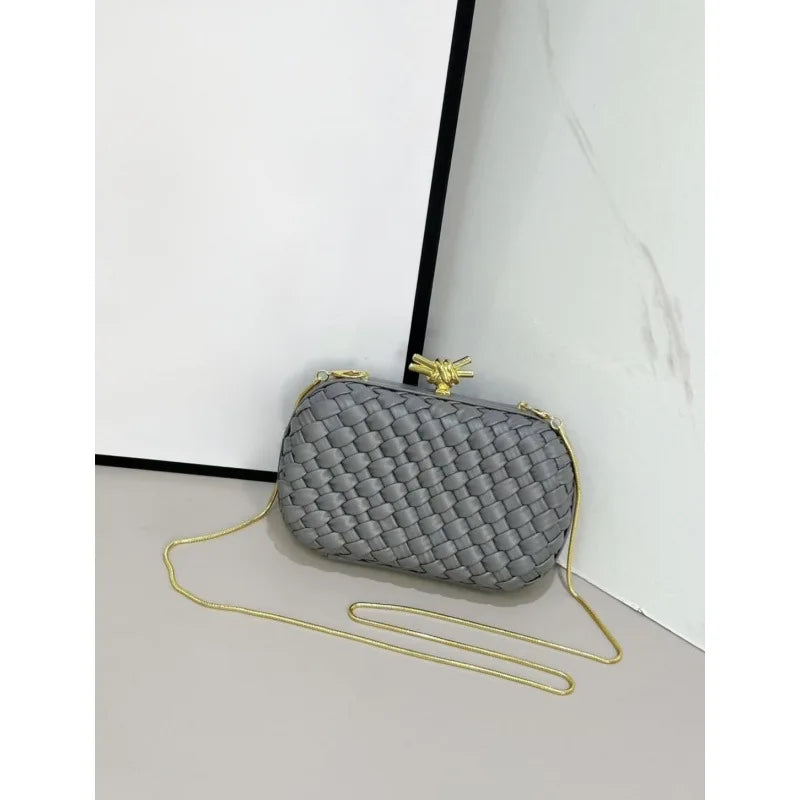 Elegant Box Shaped Dinner Clutch Crossbody Bag for Women Fashionable Chain Strap Handbag Retro Style Leather Handbag