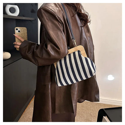 Fashion Striped Wooden Clip Shell Women Shoulder Bags Elegant Crossbody Bags Clutch Purses for Party 2026