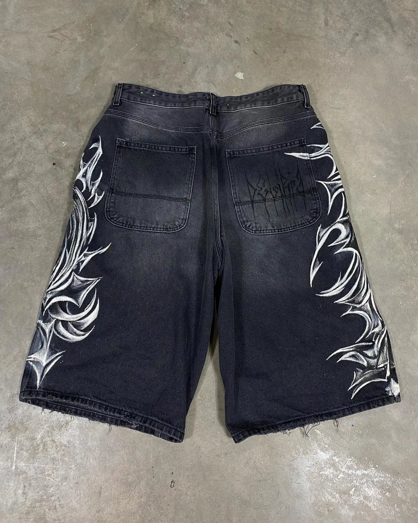 American Retro Gothic Halloween Geometry Graffiti Print Denim Shorts Men Women Y2k Low Waist Baggy Knee Length Jeans Jorts Short